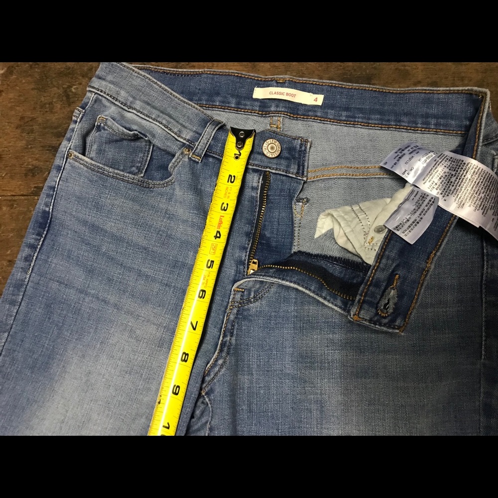Levi’s - Picture 4 of 4